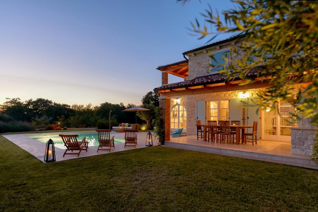 Villa Rajski Dvori Sveti Lovreč Pazenatički Εξωτερικό φωτογραφία